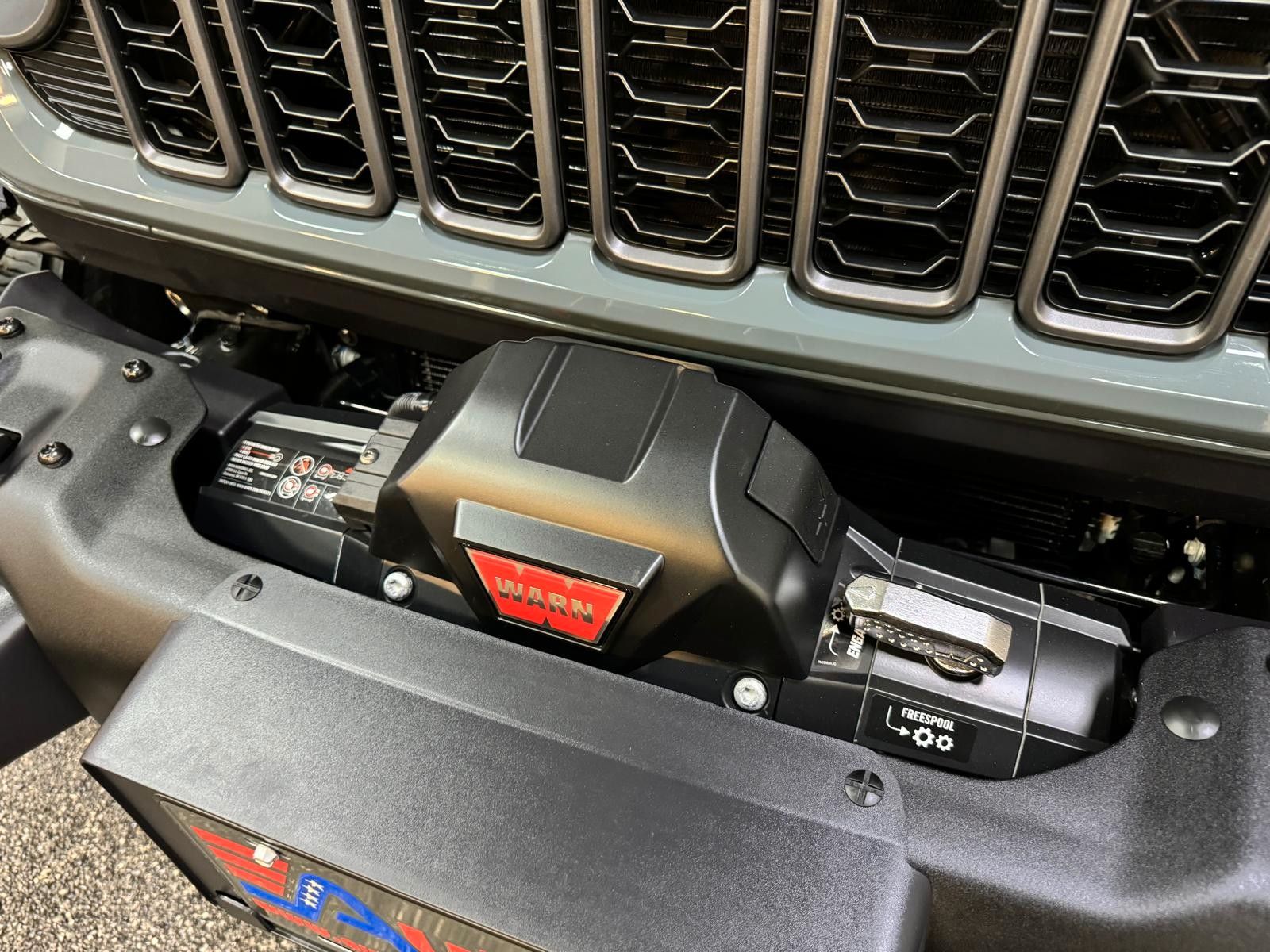 Fahrzeugabbildung Jeep MOAB 392-6.4L HEMI V8-WINDE-SKY ONE-35"