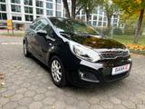 Kia Rio FIFA World Cup Edition original nur 29.000KM - Kia Rio: Fifa World Cup Edition