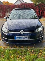 Volkswagen Golf 1.5 TSI ACT DSG Highline - Volkswagen Gebrauchtwagen in Darmstadt