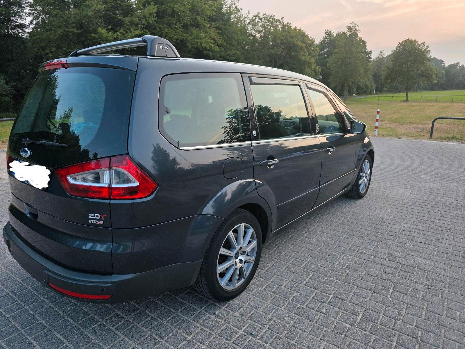 Ford Galaxy 2008 — interior