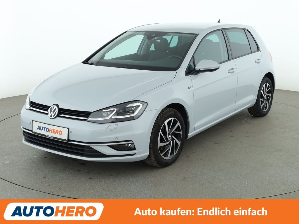 Image of Volkswagen Golf