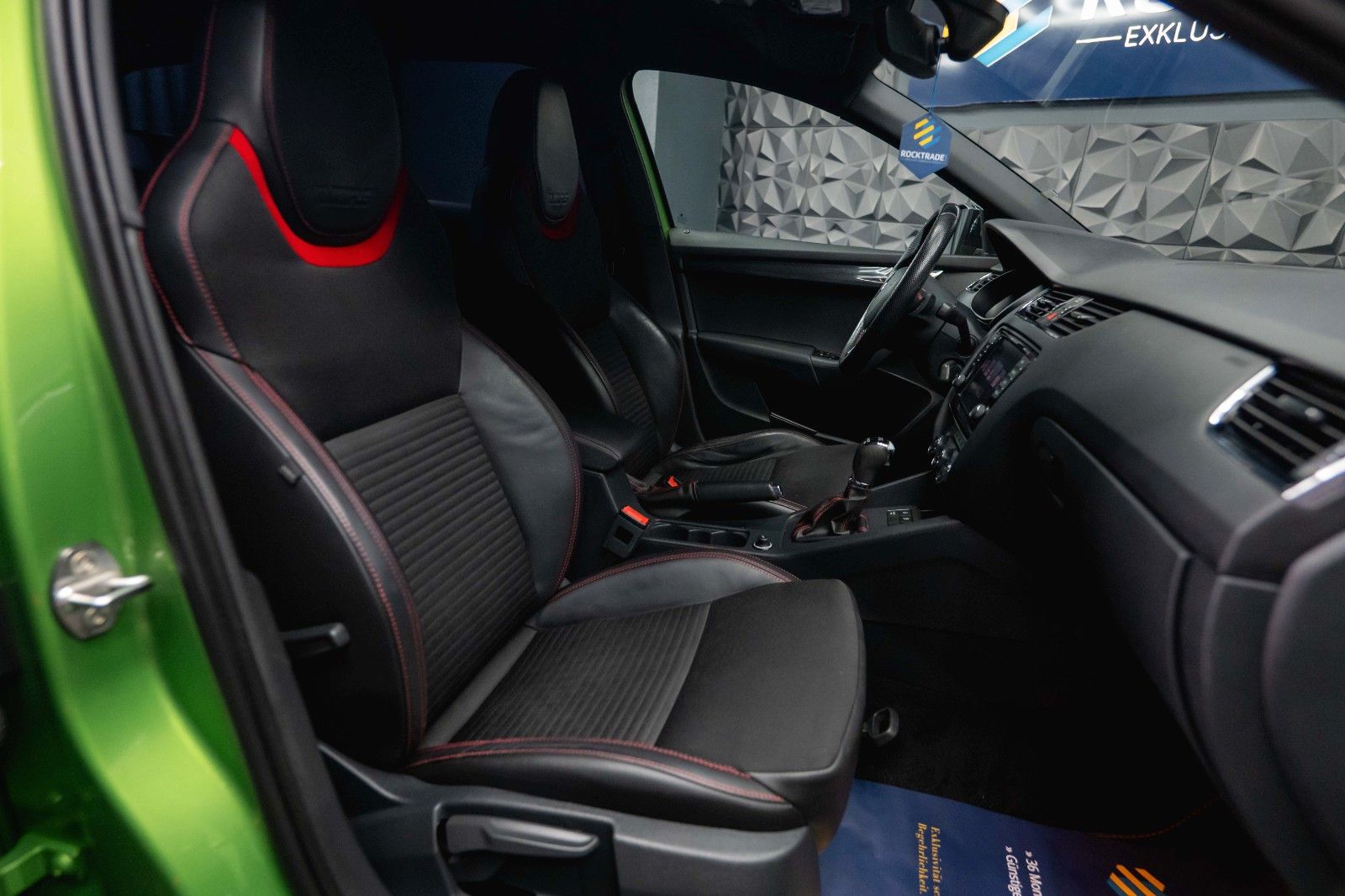 Fahrzeugabbildung SKODA Octavia Combi RS Performance *1.Hand*LED*CarPlay