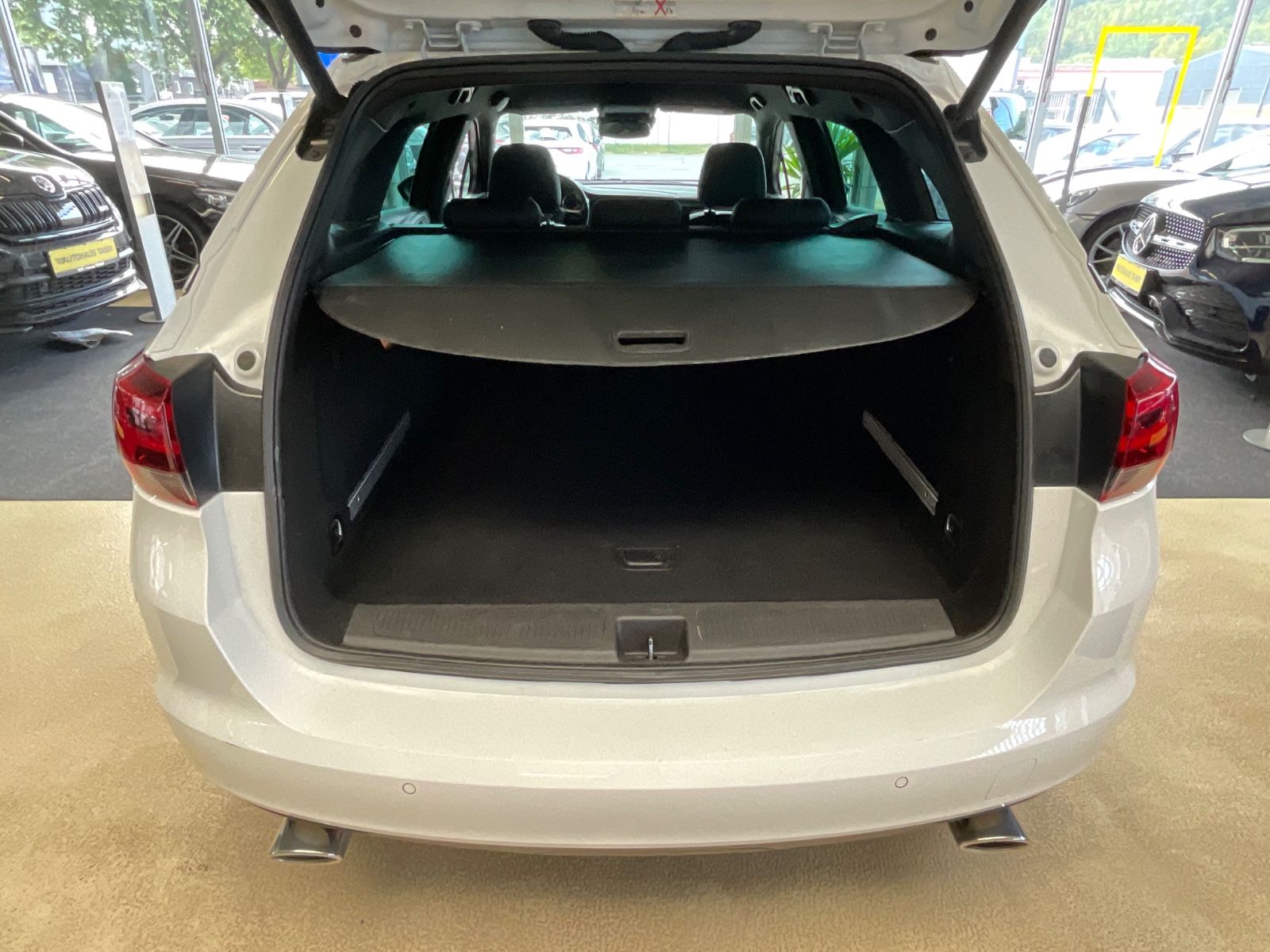 Fahrzeugabbildung Opel Astra K Sports Tourer Ultimate*OPC Line