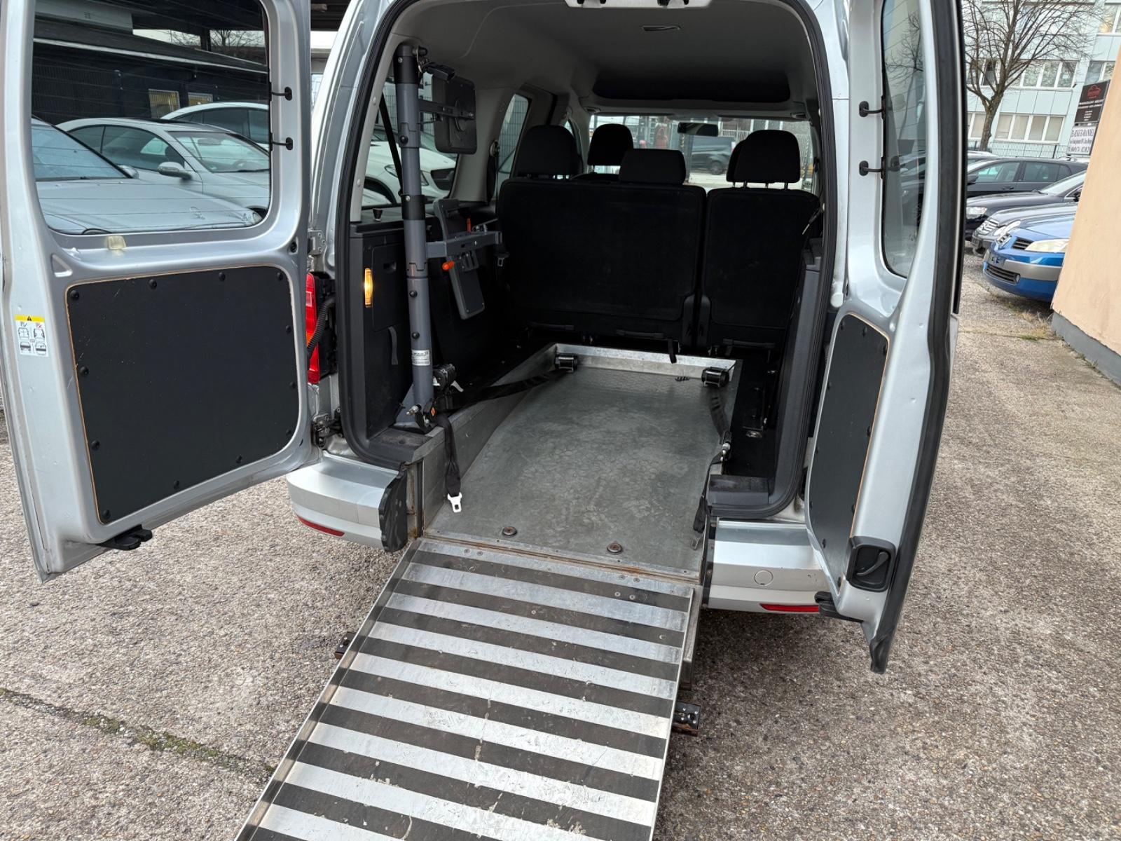 Volkswagen Caddy 2,0TDI 75kW BMT DSG Maxi,Rampe