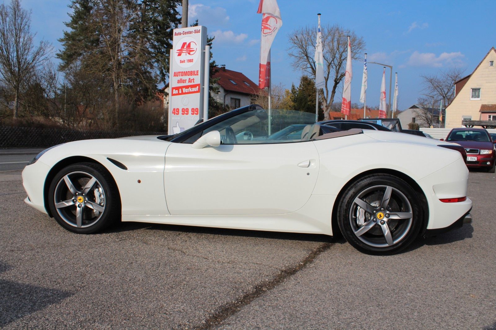 California 3.9 V8 T 4-Sitzer