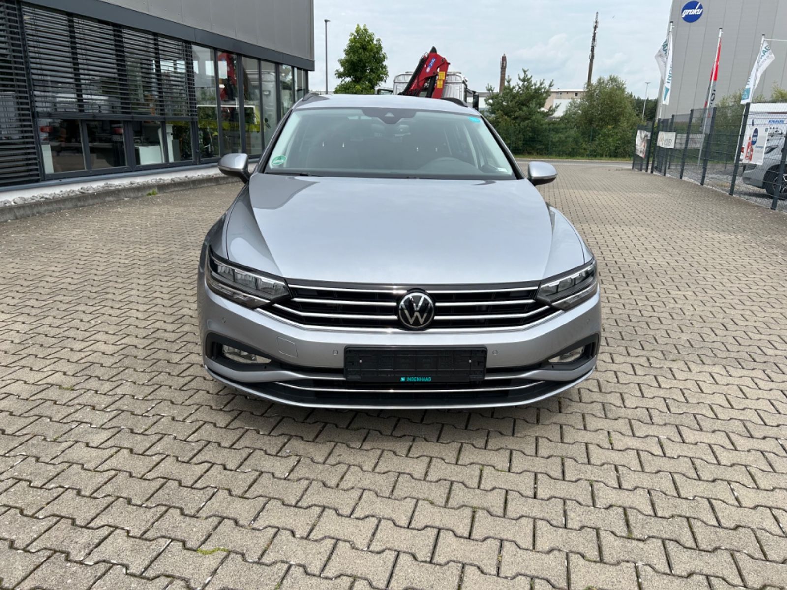 Fahrzeugabbildung Volkswagen Passat Variant Business