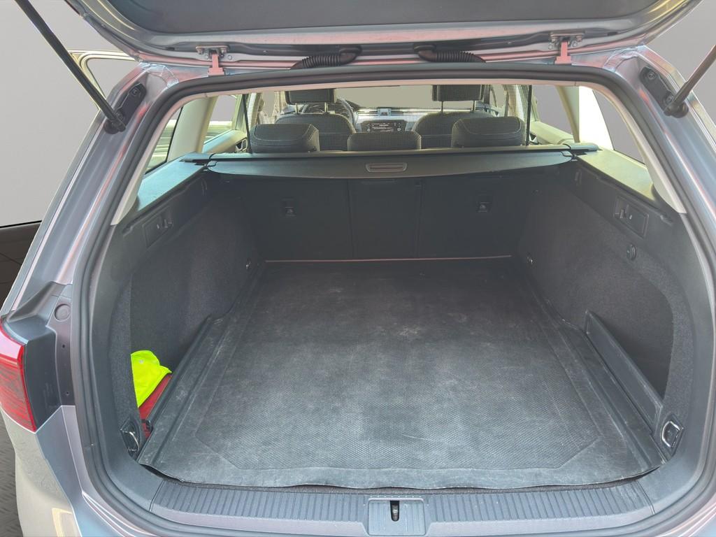 Volkswagen Passat Elegance TDI DSG Navi MatrixLED, миниатюра 18