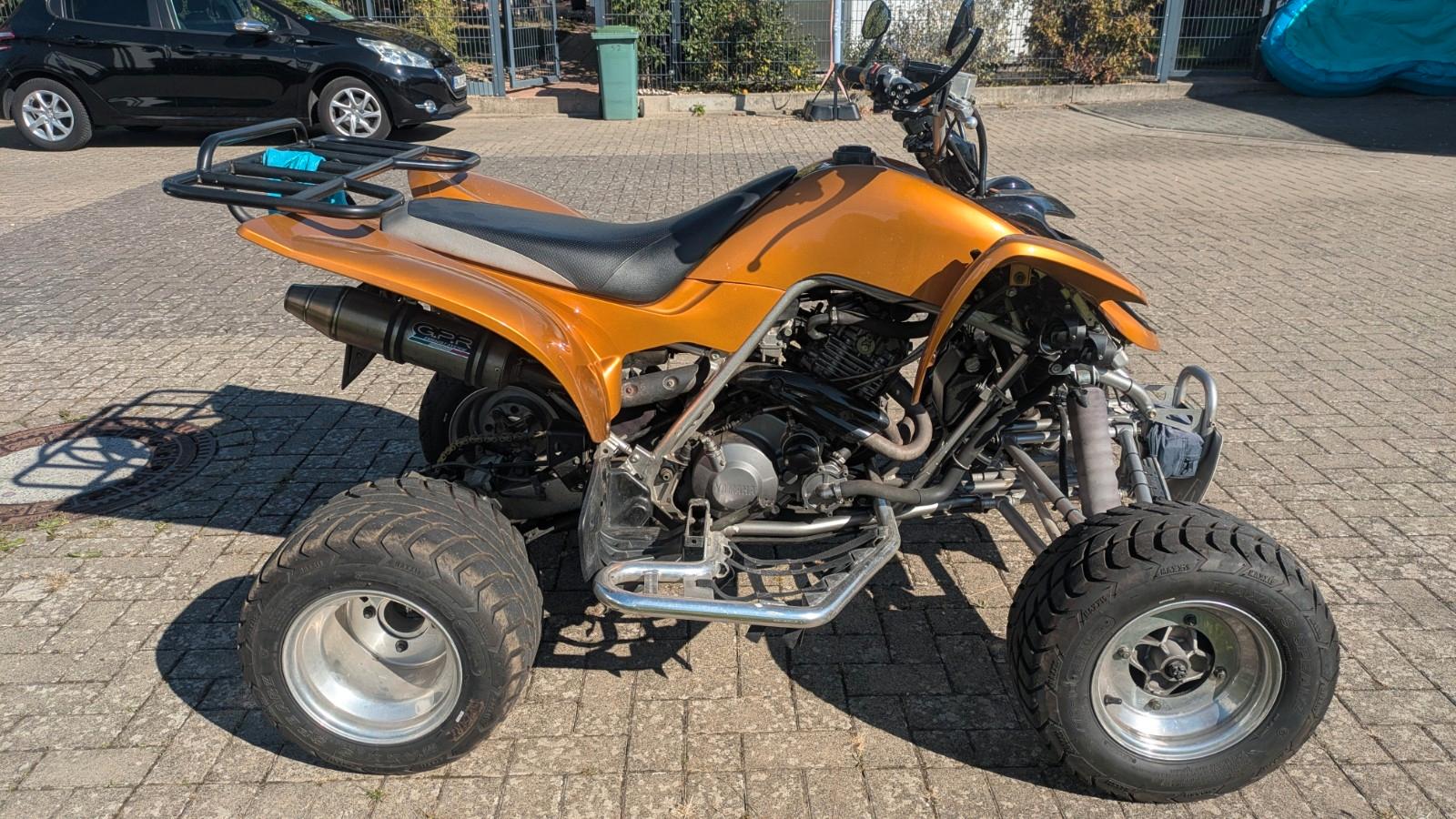 Yamaha Raptor 2004 — салон