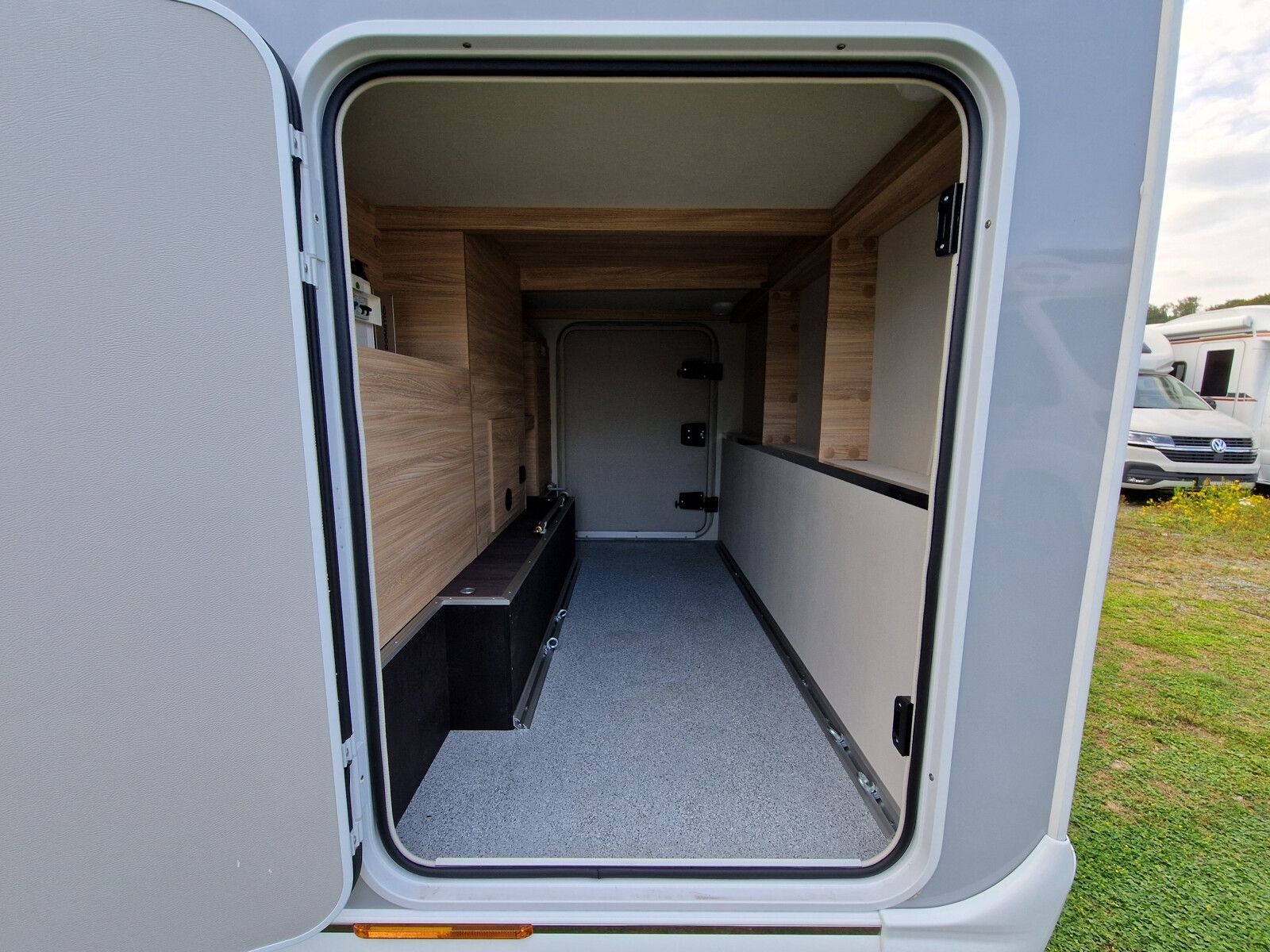 Fahrzeugabbildung Knaus Van TI PLUS PLATINUM SELECTION 650 MEG 90051UPE