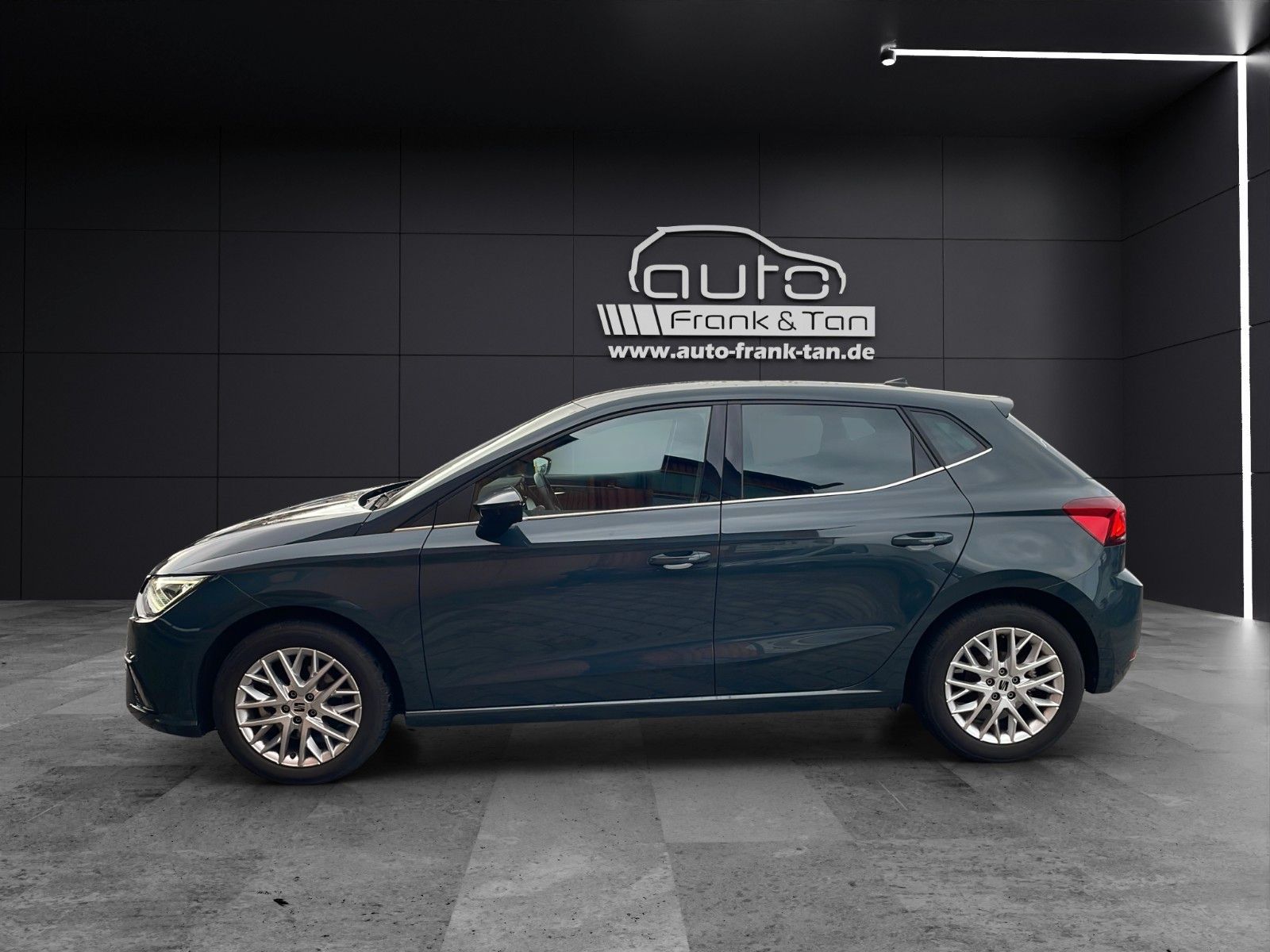 Fahrzeugabbildung SEAT Ibiza Xcellence*LED*Kamera*Blth*Ambiente*DAB*