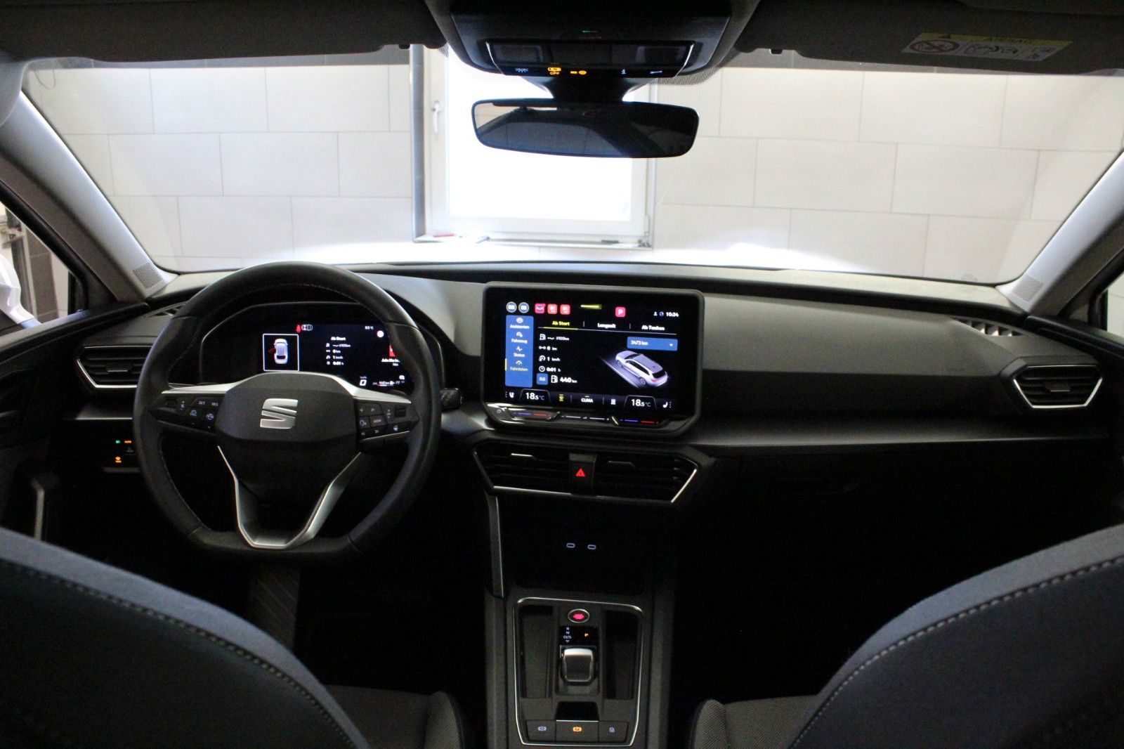 Fahrzeugabbildung SEAT Leon Sportstourer 1.5 Style DSG Automatik