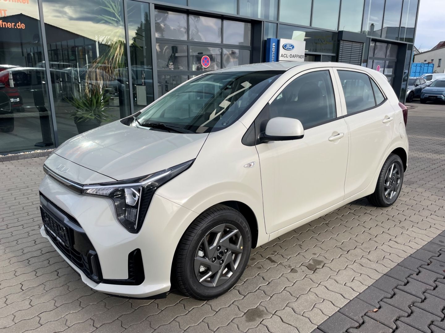 Fahrzeugabbildung Kia Picanto Vision Spurhalteass Verkehrszeichenerk