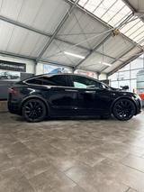 Tesla Model X 100D - MCU2, neue Dämpfer, CCS, 100kw - schwarze Tesla Model X