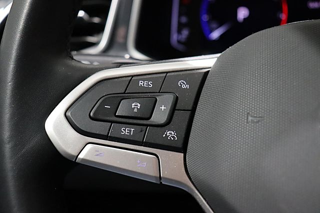 T-Roc Style 1.5 TSI DSG AHK Winterr. STANDHZ NAV