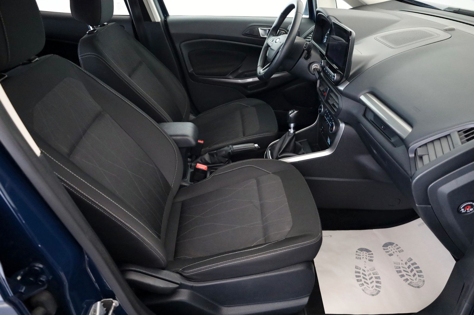 Fahrzeugabbildung Ford EcoSport Cool & Connect,Navi,Kamera,SR+WR