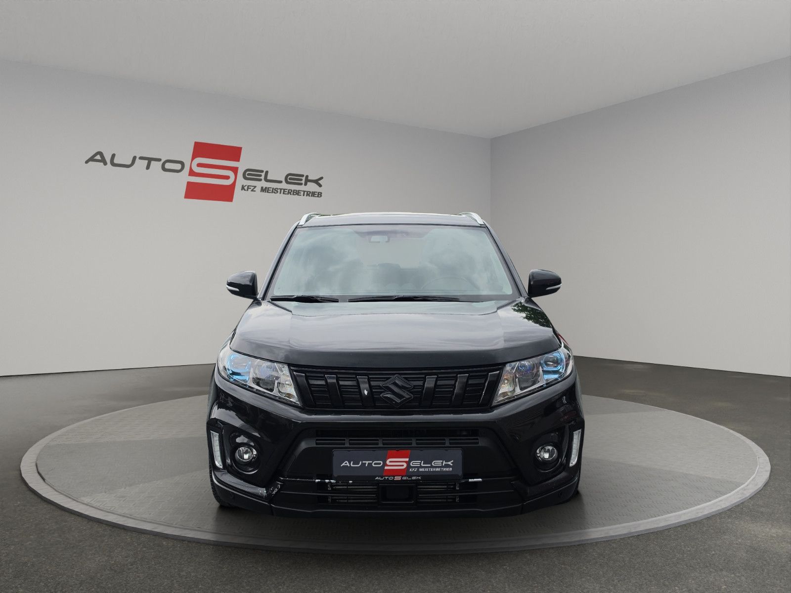 Fahrzeugabbildung Suzuki Vitara 1.4 Comfort+ 4x4 Automatik Panoramadach