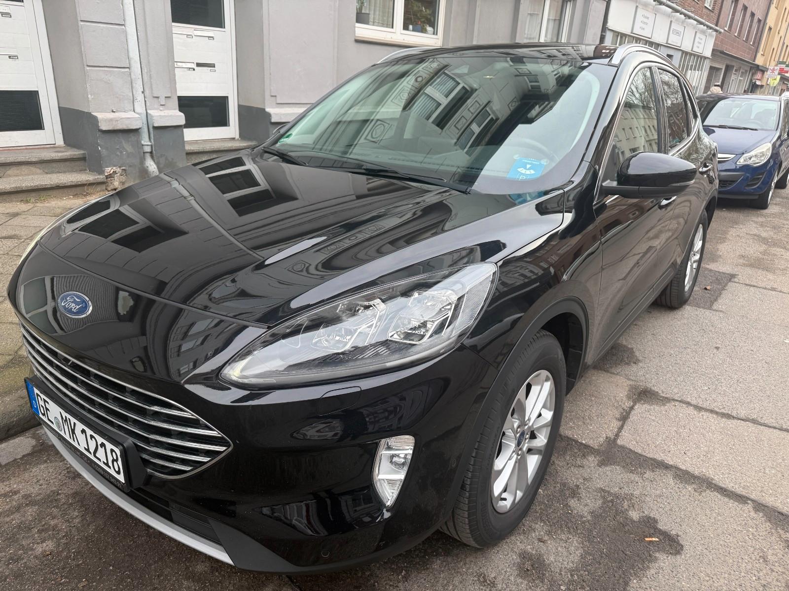 Ford Kuga X Titanium  4x4/LED/ACC/B&O/AHK/190 PS/KAM