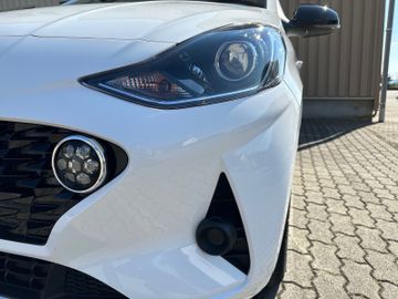 Hyundai i10 1.0 CONNECT & GO - NAVI - SOFORT