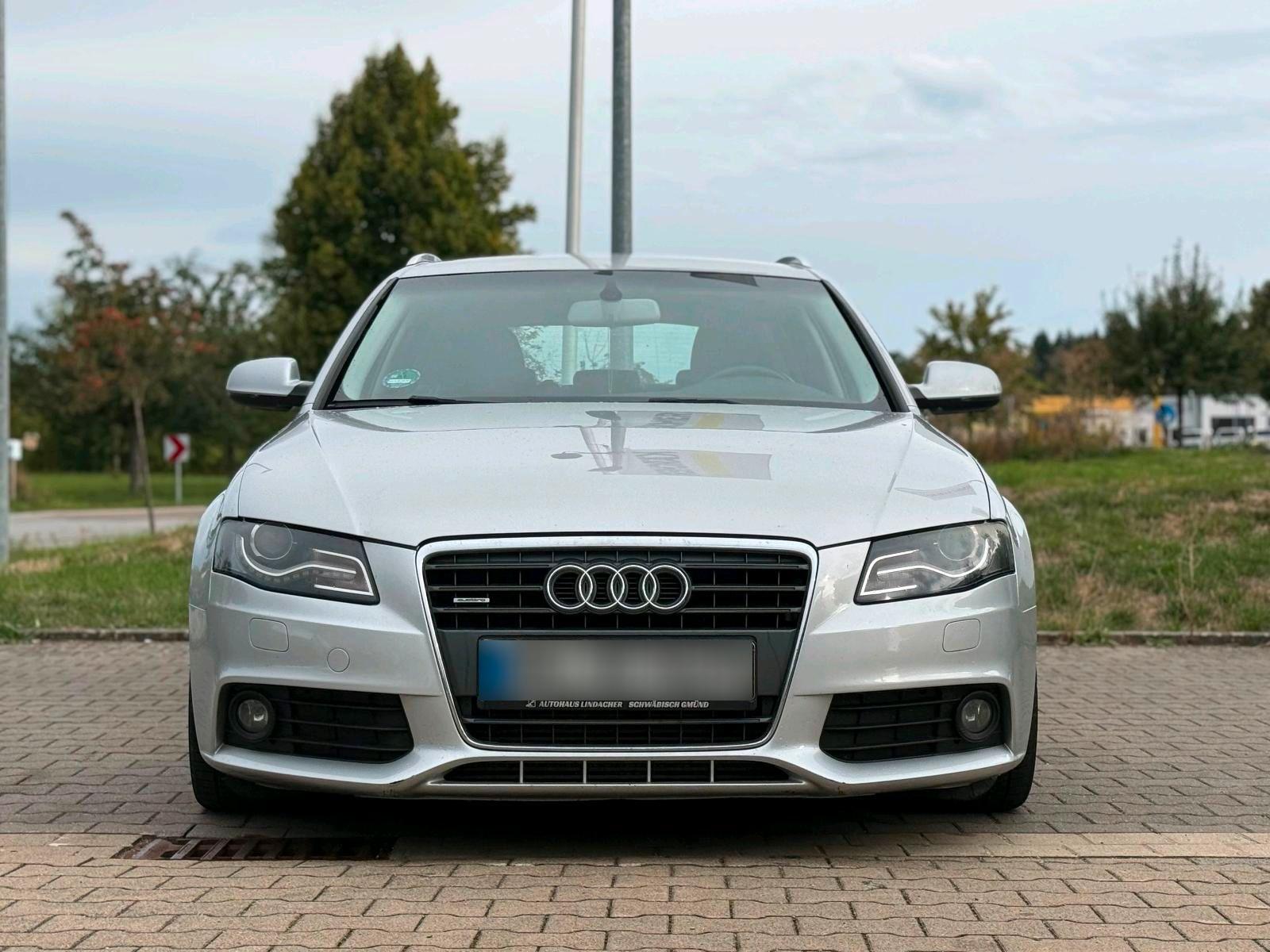 Audi A4 2009 — вигляд ззаду