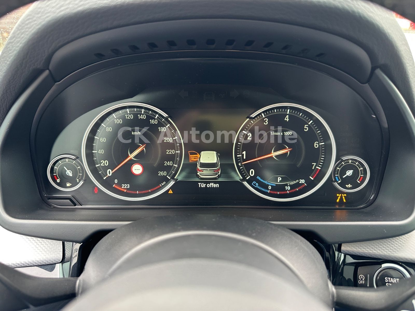 Fahrzeugabbildung BMW X5 xDrive 35i M-Sport/Navi/Pano/Head-Up/LED/AHK