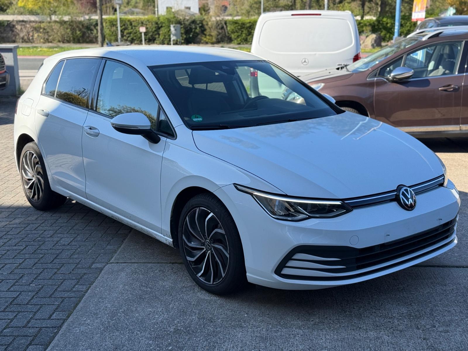 Volkswagen Golf VIII Lim. Life