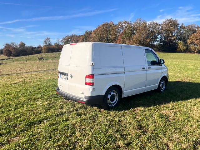 Volkswagen T5 Transporter