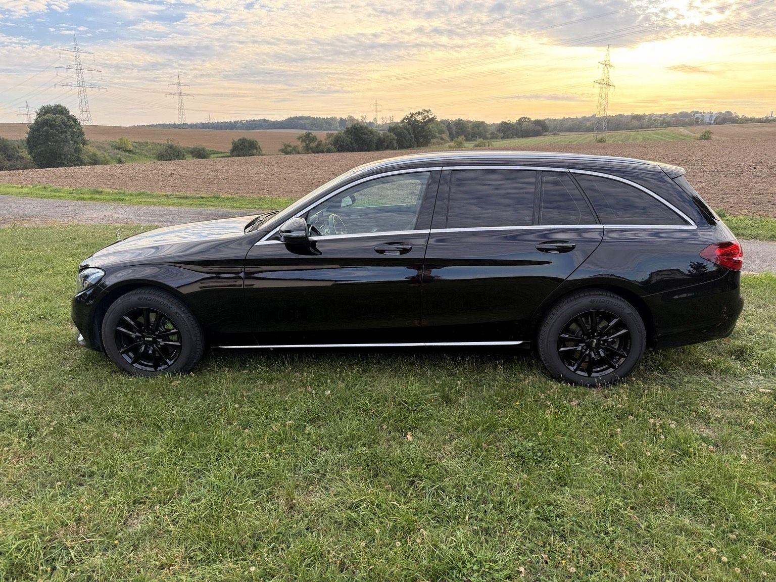 Mercedes-Benz C 220