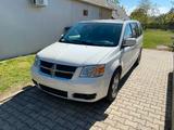 Dodge Grand Caravan SXT 3.8 - Dodge Grand Caravan Benzin Kleinbus 7-Sitzer