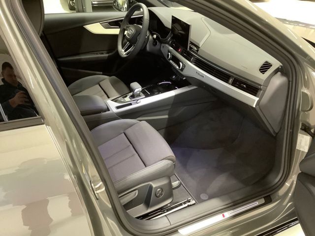 A4 Avant S line 40 TFSI quattro S tronic,virtual