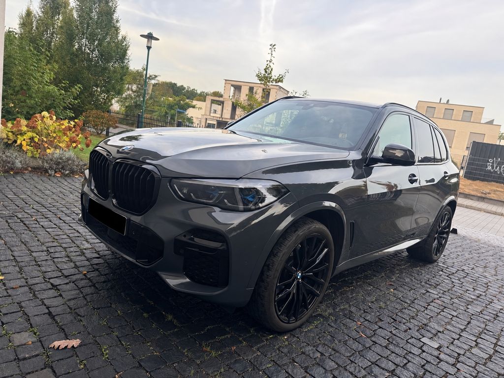 Image of BMW X5