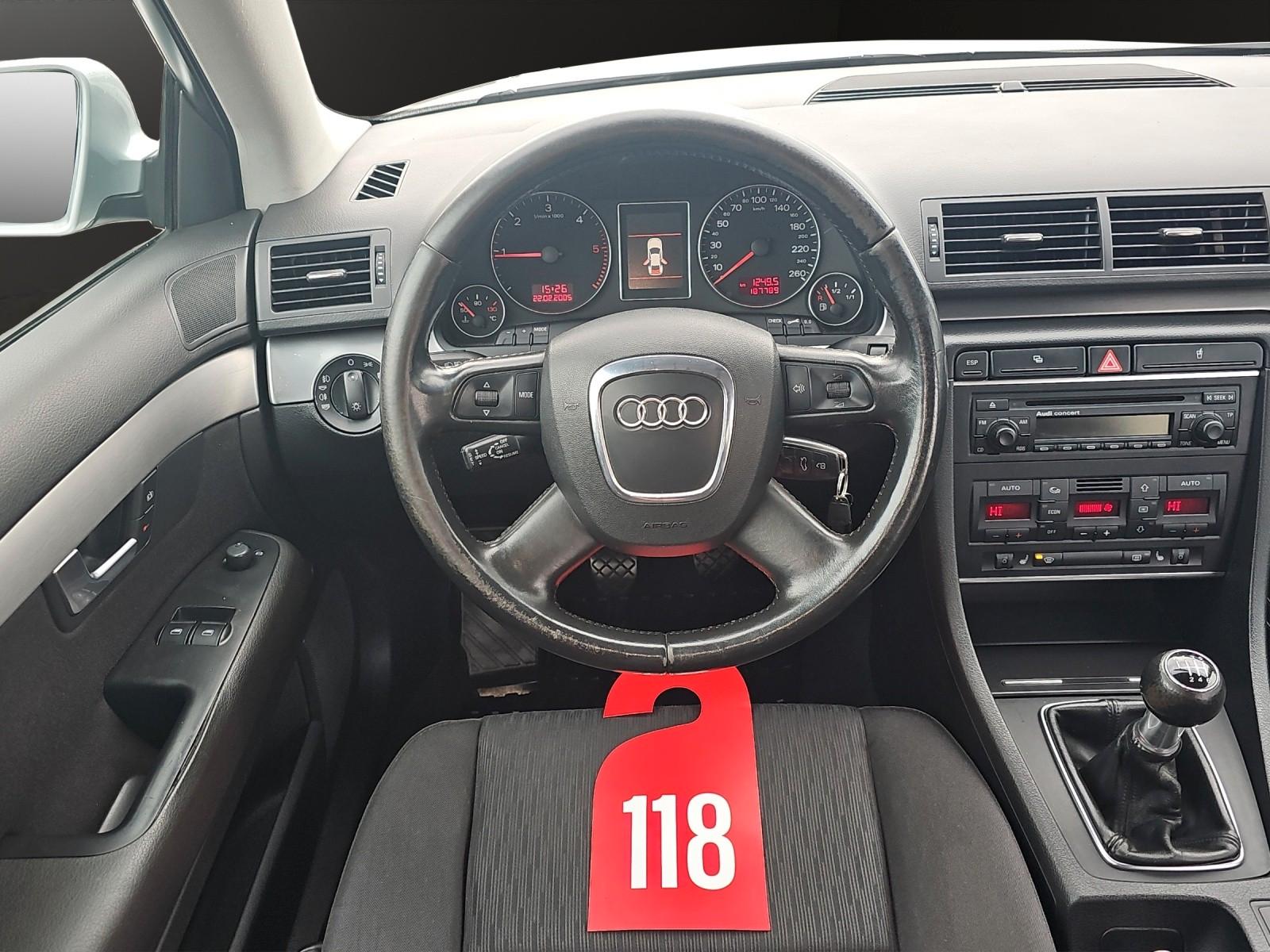 Audi A4 2006 — photo 11