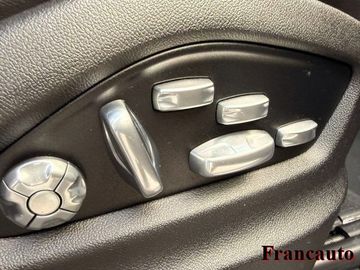 Porsche Cayenne - 8
