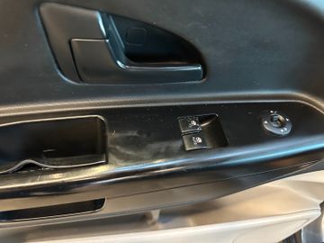 MYAUTOCENTER – Gebraucht- und Jahreswagen mit Werkstattservice in Pfaffenhofen Kia cee´d Sportswagon Vision*2. Hand*Klima*AHK*SHZ*