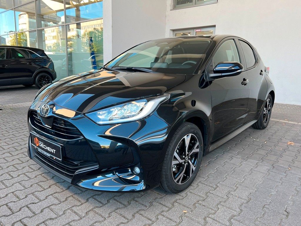 Fahrzeugabbildung Toyota Yaris Hybrid Teamplayer Comfortpaket