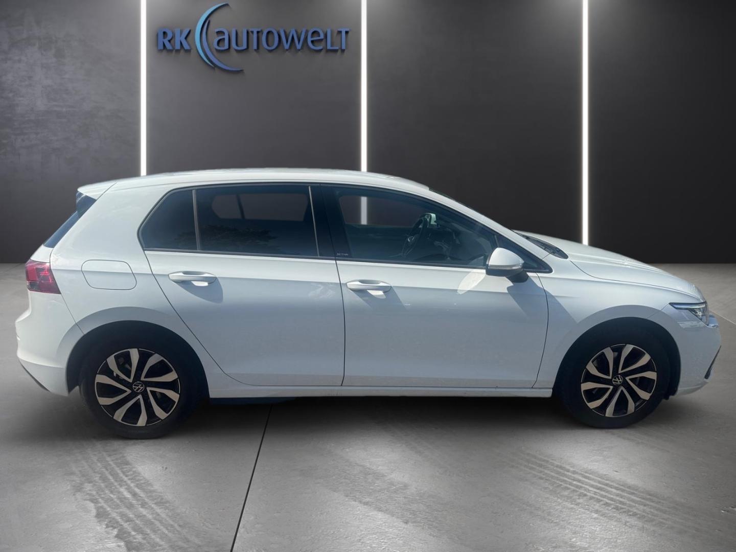 Volkswagen Golf VIII Active 2.0 TDI DSG AHK ACC Navi Sitzhe, миниатюра 3