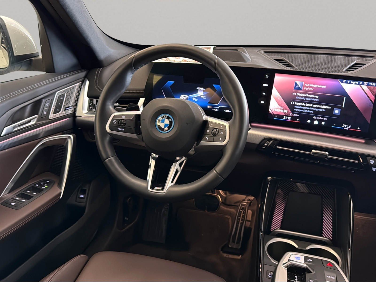 BMW iX1 - Bild 18