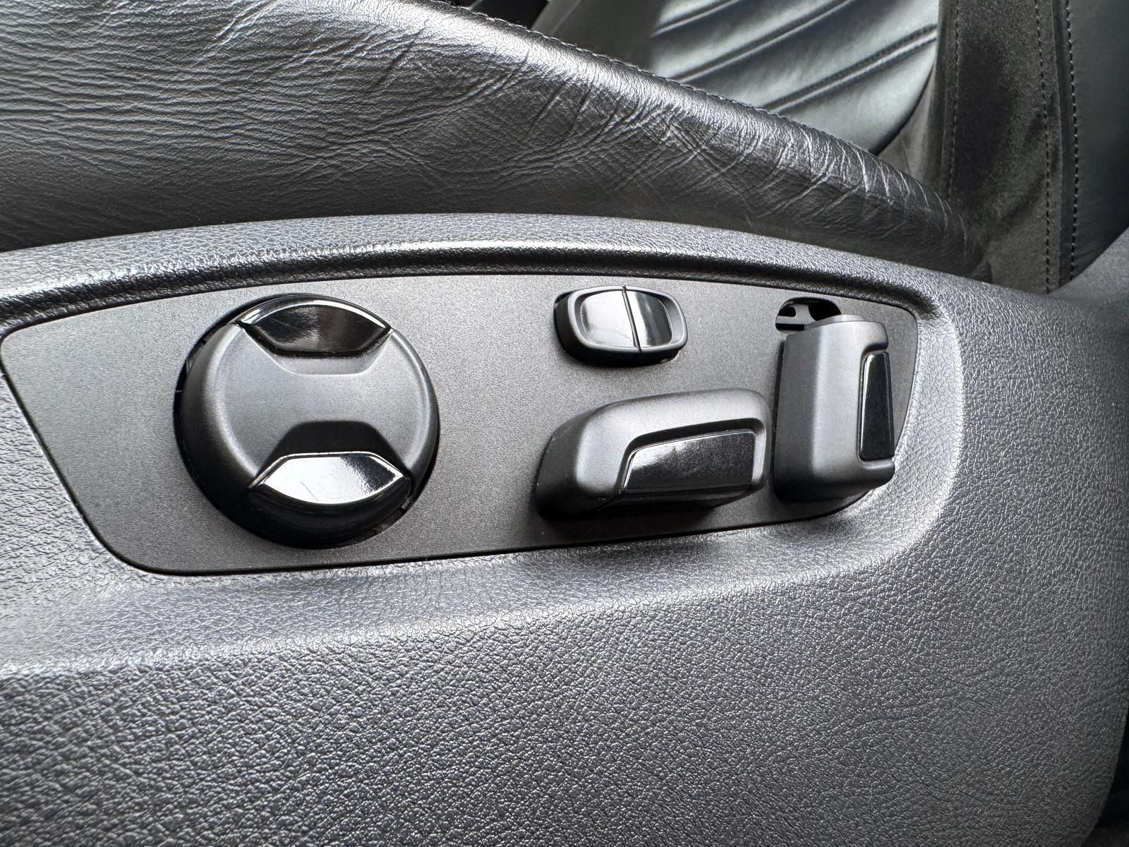 Fahrzeugabbildung Volkswagen 3.0 TDI R-LINE/4MOTION/STANDHZ/LUFT/KEY/AHK/360°