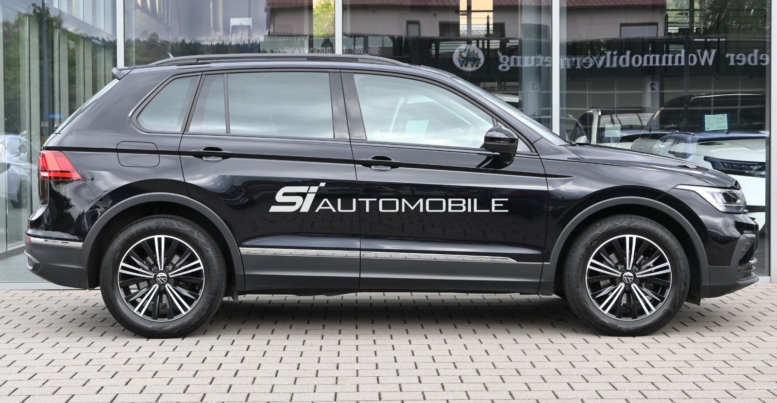 Fahrzeugabbildung Volkswagen Tiguan 2.0 TDI DSG °ACC°AHK°HARMAN°MASSAGE°PANO°
