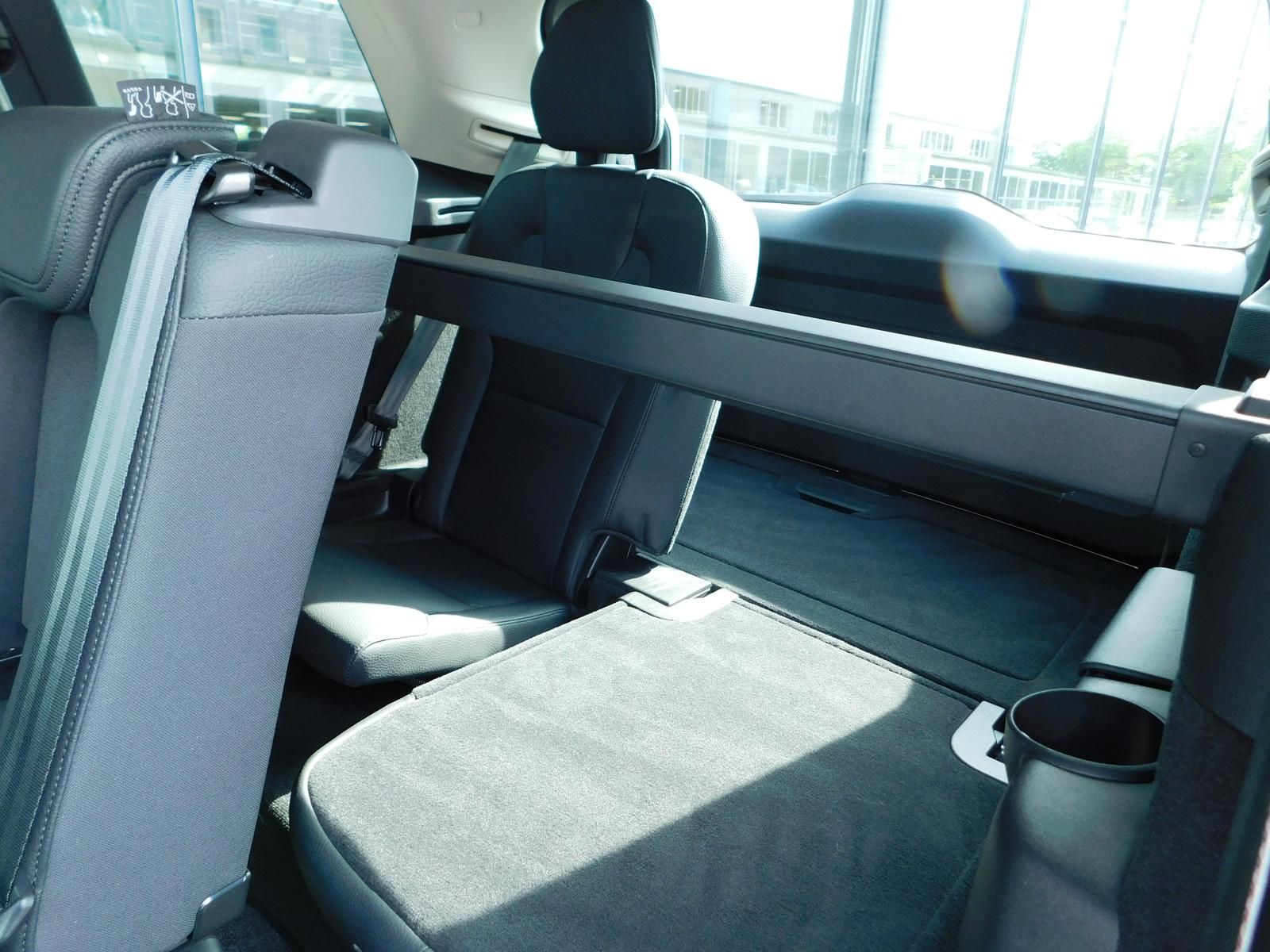 Fahrzeugabbildung Volvo XC90 B5 D Plus Bright