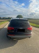 Audi Q7 7 sitzer - Audi Q7 in Lübeck