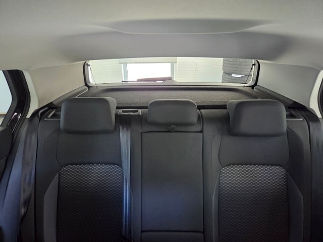 Golf VIII ACTIVE 1.0 TSI LED NAV APP PDC 8FACH A