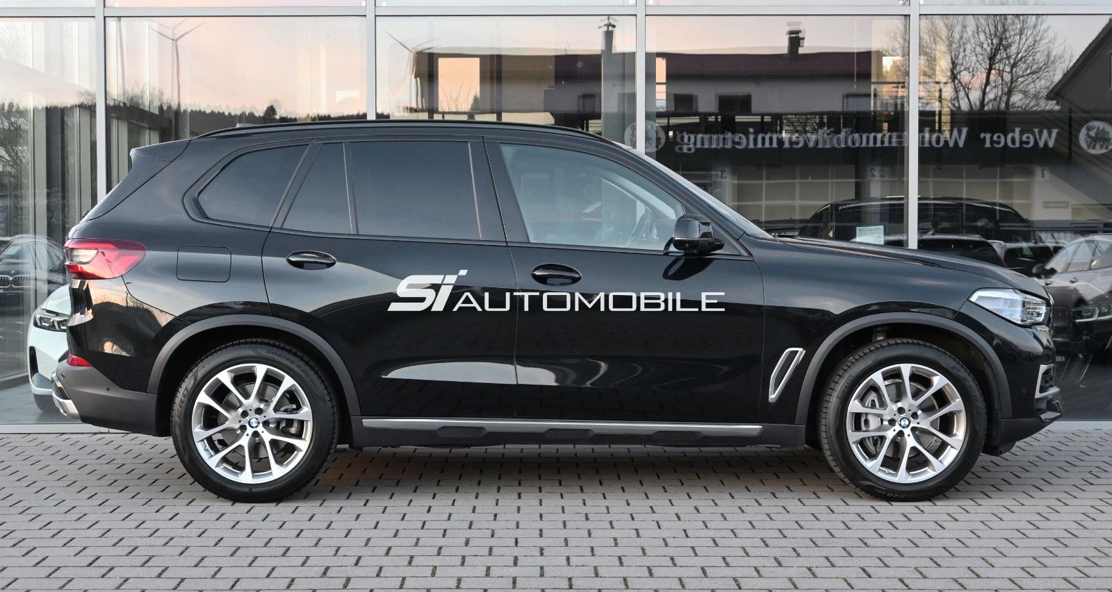 Fahrzeugabbildung BMW X5 xDr. 30d xLine °UVP 107.240€°LUFTFED°INTEGRAL