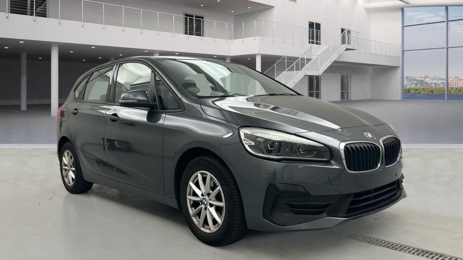BMW Active Tourer 218 i Advantage, Automatik