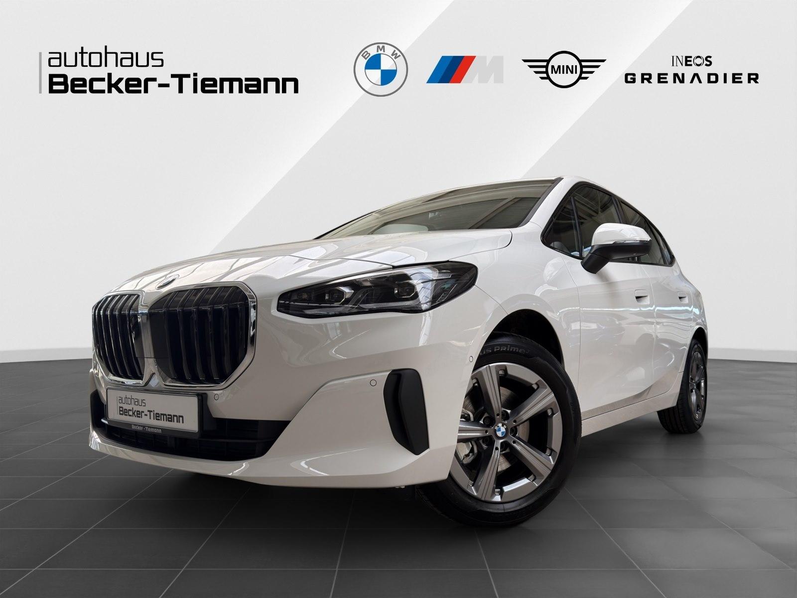 BMW 220i Active Tourer Innovationspaket/ AHK/ Fernli