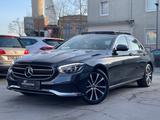 Mercedes-Benz E 300de Lim.*PANO*MEMORY*HEAD-UP*360°*MASSAGE - gebrauchte Mercedes-Benz E 300 aus dem Jahr 2022