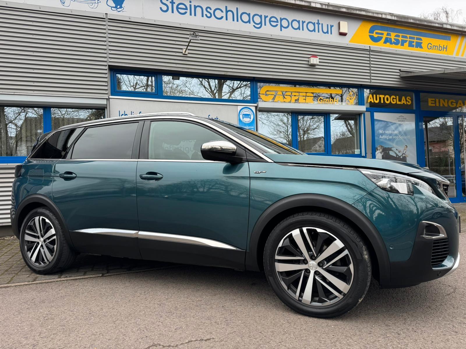 Peugeot 5008 GT EAT8 *LED*7-SITZER*AHK*KAMERA 180°*