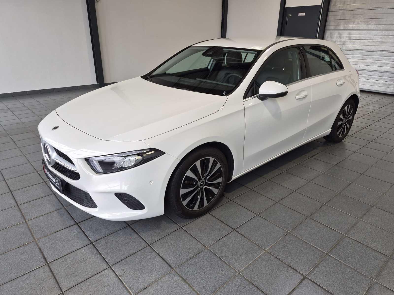Mercedes-Benz A-Class CarPlay LED Navi Kamera, миниатюра 3
