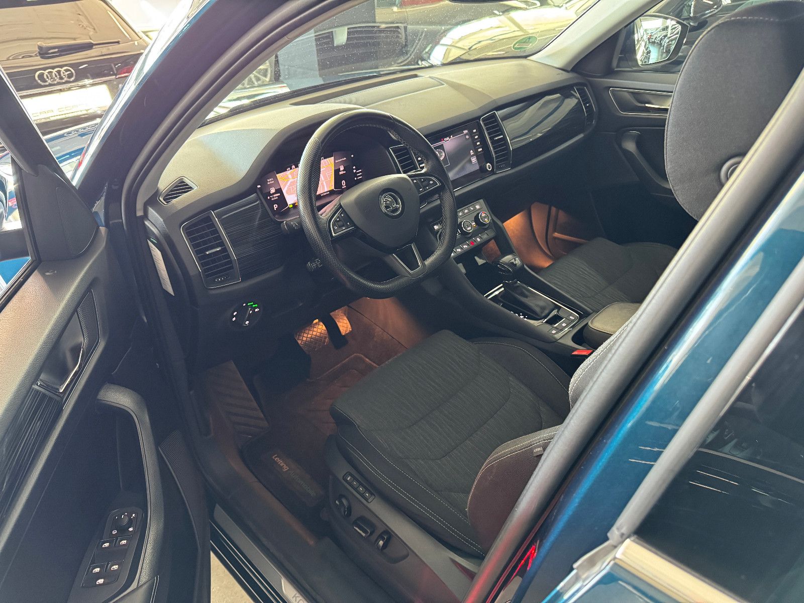 Fahrzeugabbildung SKODA Kodiaq 2.0 TDI DSG STYLE VIRTUAL ACC MEMORY AHK