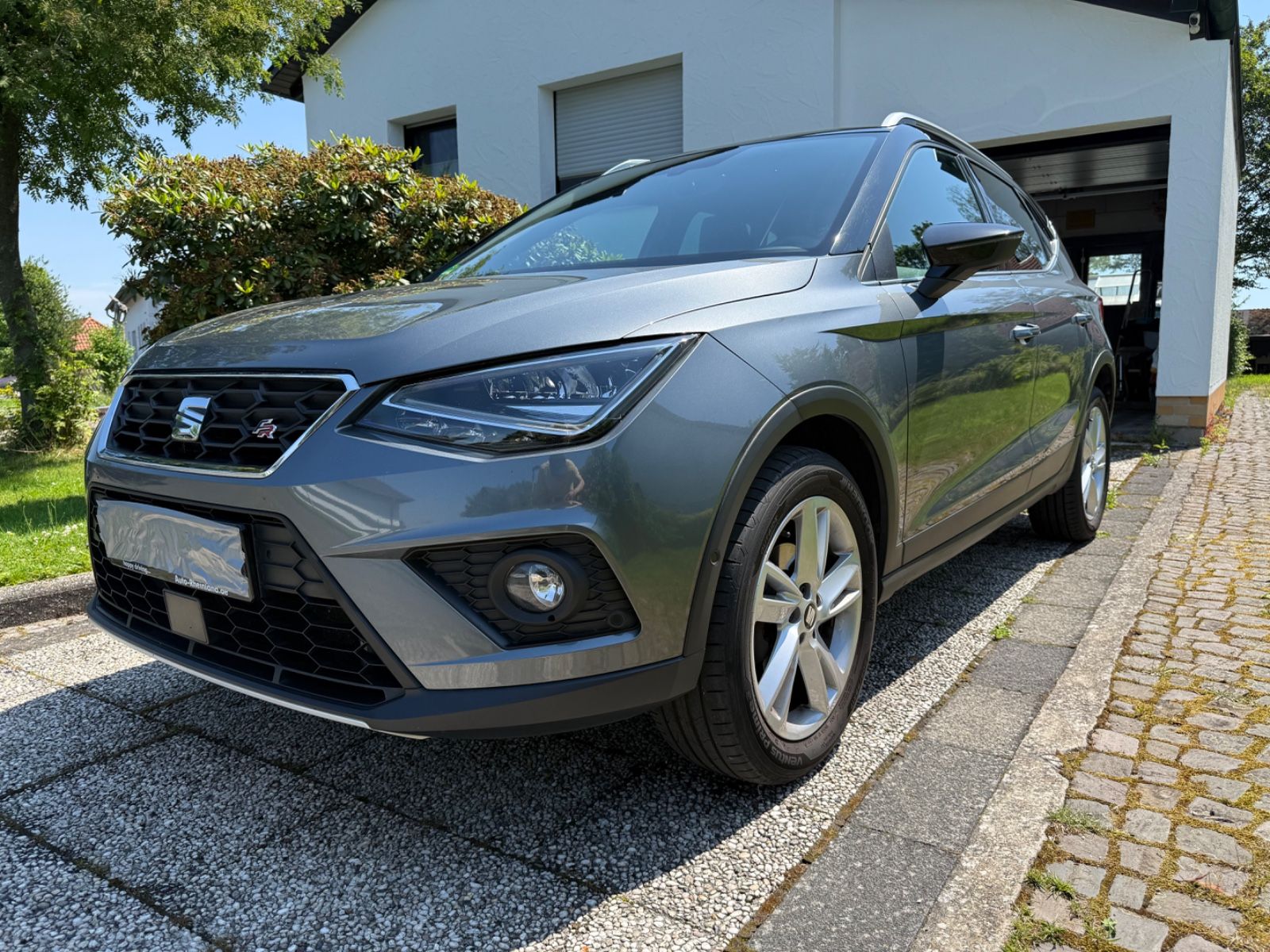 SEAT Arona 1.0 TSI FR DSG, AHK, Totw., LED, Navi.