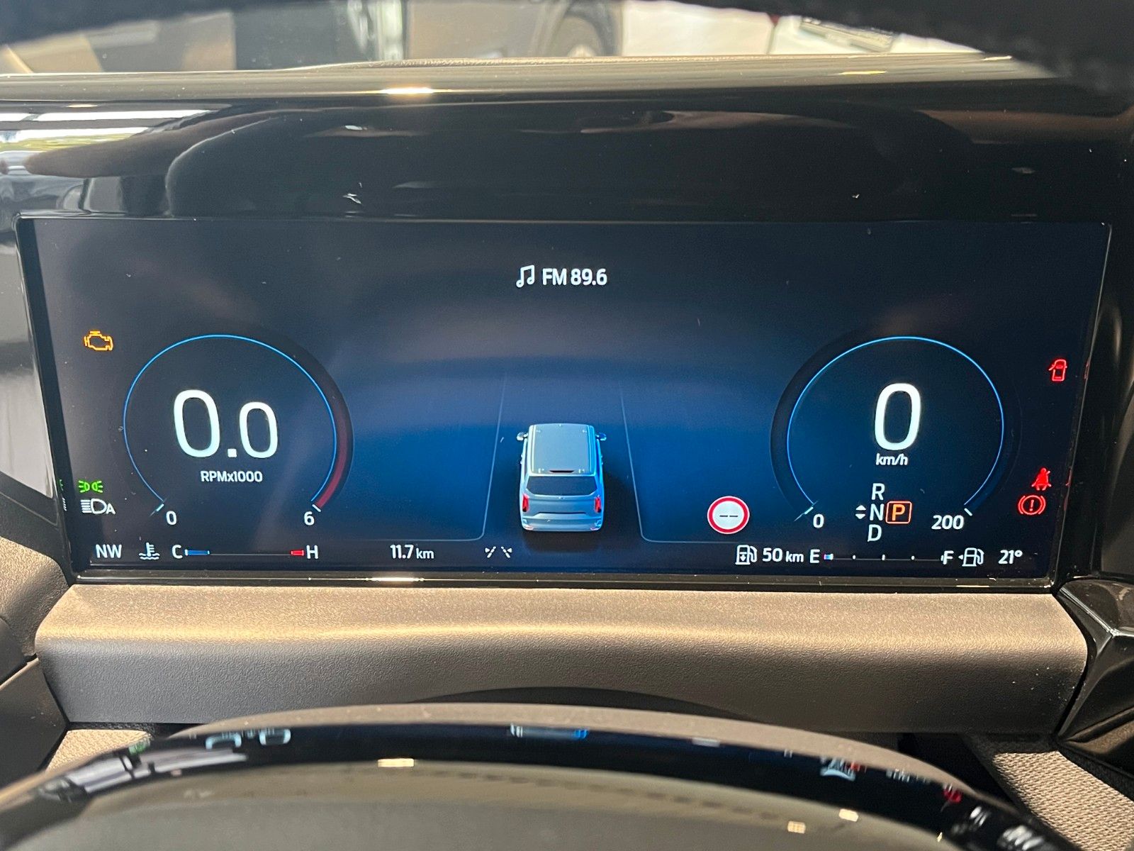 Fahrzeugabbildung Ford Tourneo Custom L1 Titanium AWD Automatik mit AHK